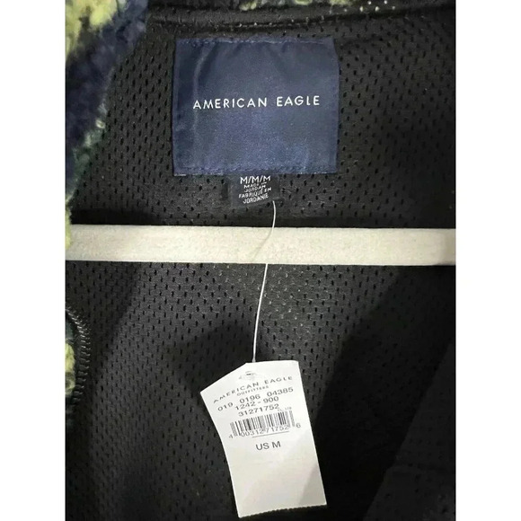 NWT American Eagle Men's Sherpa Fleece Full Zip Camo Jacket - Size Medium - Picture 3 of 5